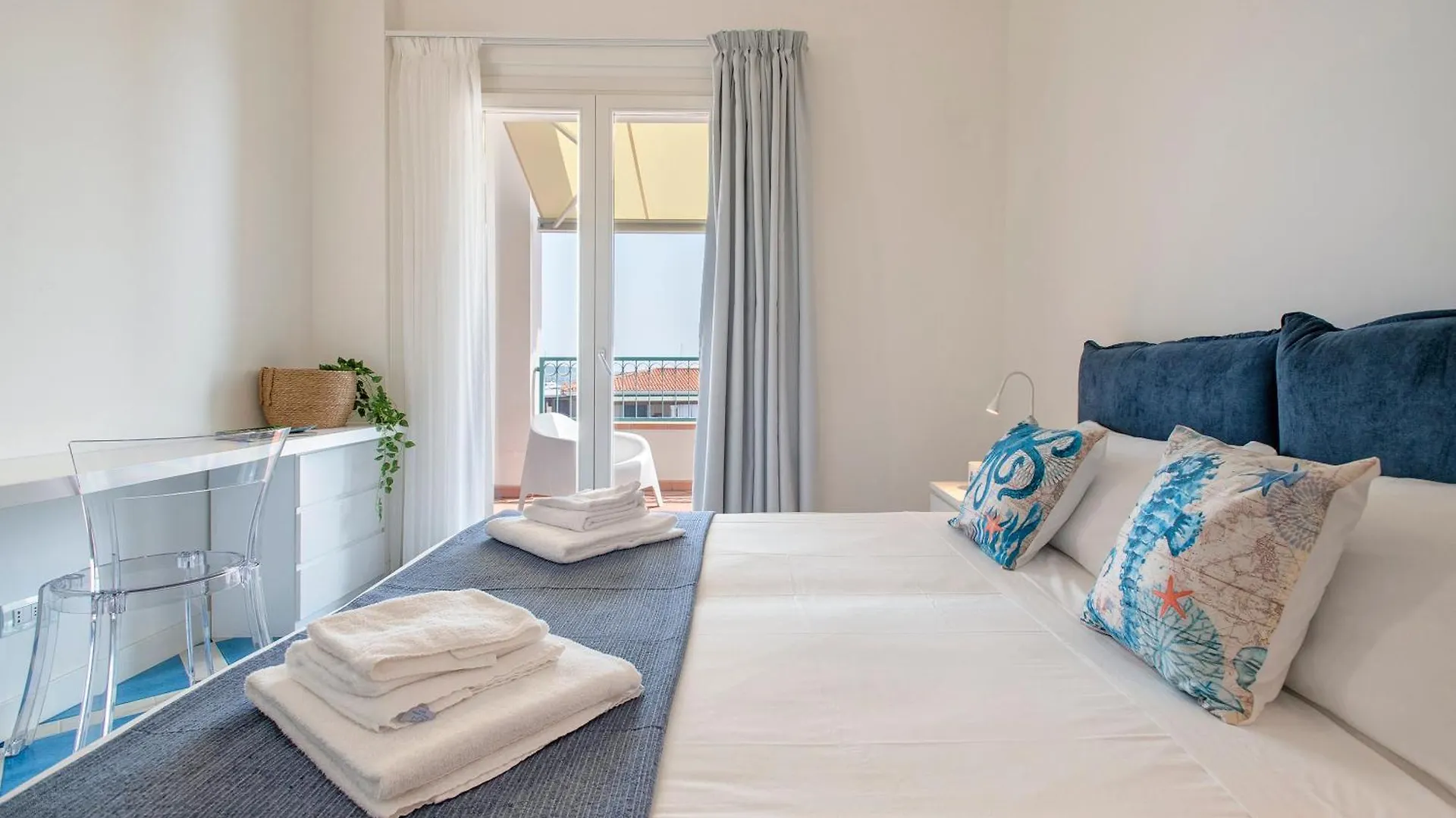 Blue Penthouse Apartment Olbia