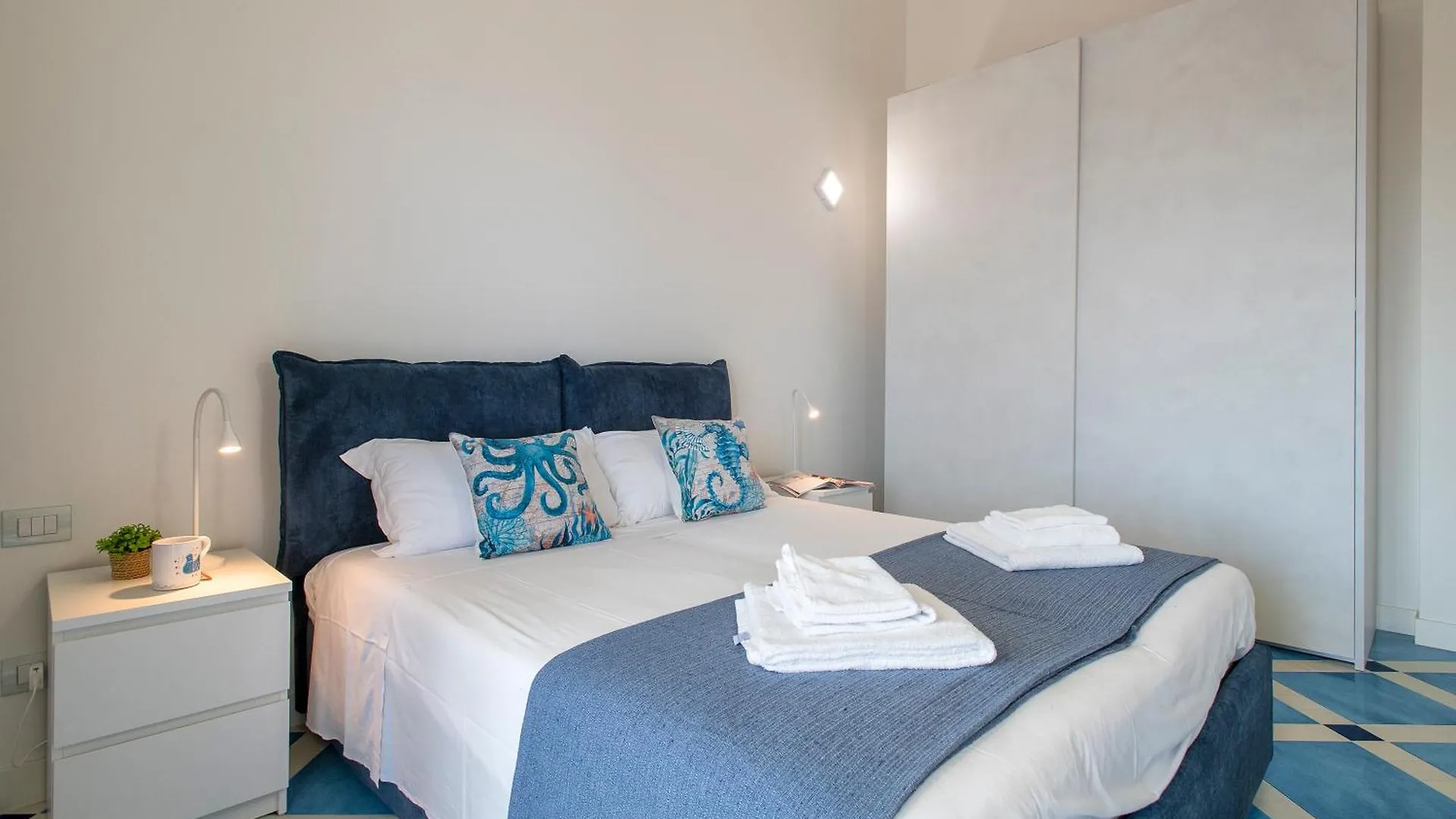 Blue Penthouse Apartment Olbia Italy